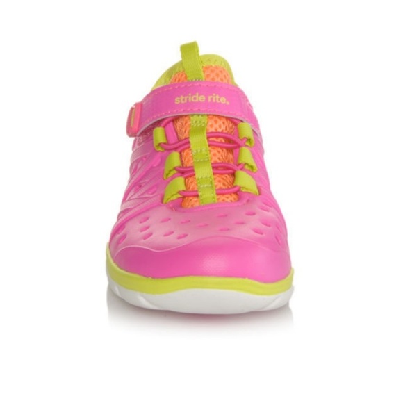 Stride Rite Kids Made2Play Phibian Water Shoes - Picture 5 of 8